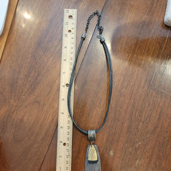 Chicos Bohemian Style Pendant Necklace 20 inches - Picture 4 of 9